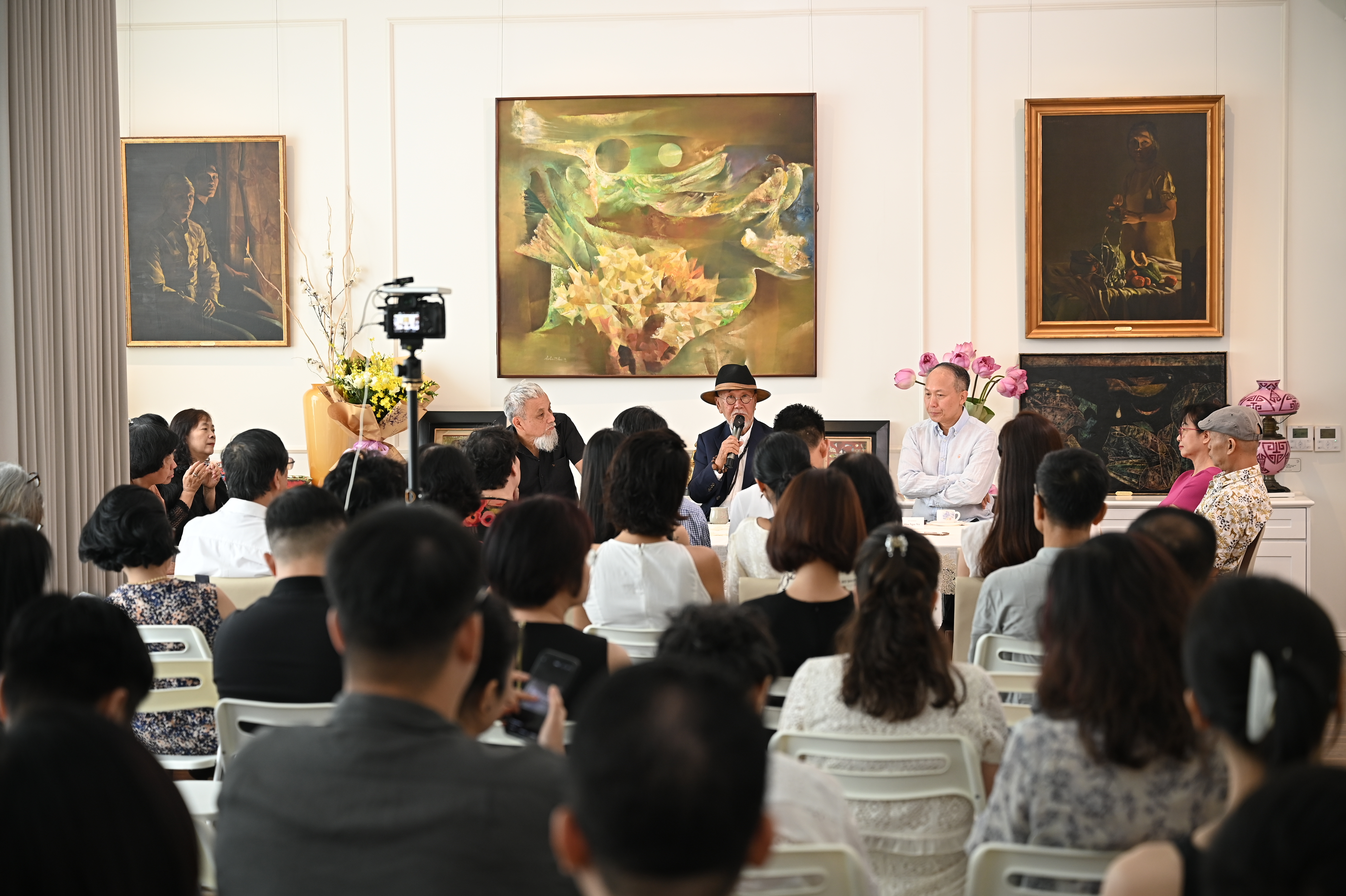 Tọa đàm nghệ thuật "Hội họa sĩ trẻ Sài Gòn trước năm 1975: Một thời nhớ lại" - 3